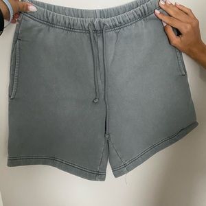 Wilfred free shorts